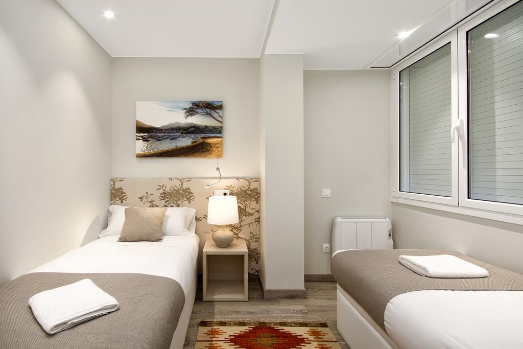 Eixample Building Apartments By Mercedes Heritage 巴塞罗那 外观 照片