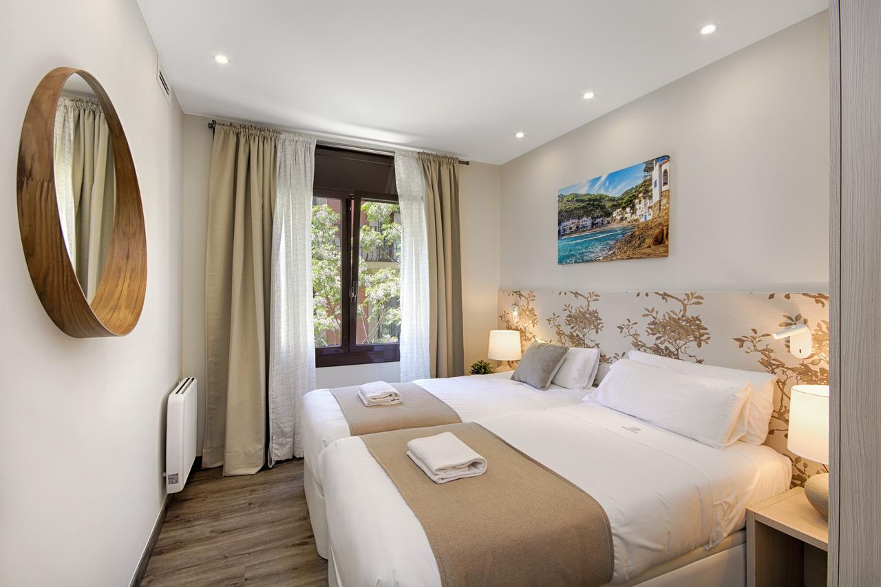 Eixample Building Apartments By Mercedes Heritage 巴塞罗那 外观 照片