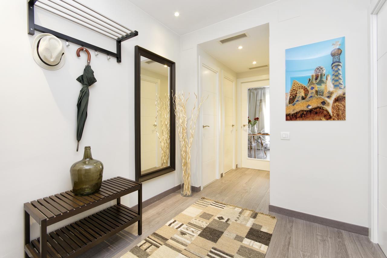 Eixample Building Apartments By Mercedes Heritage 巴塞罗那 外观 照片