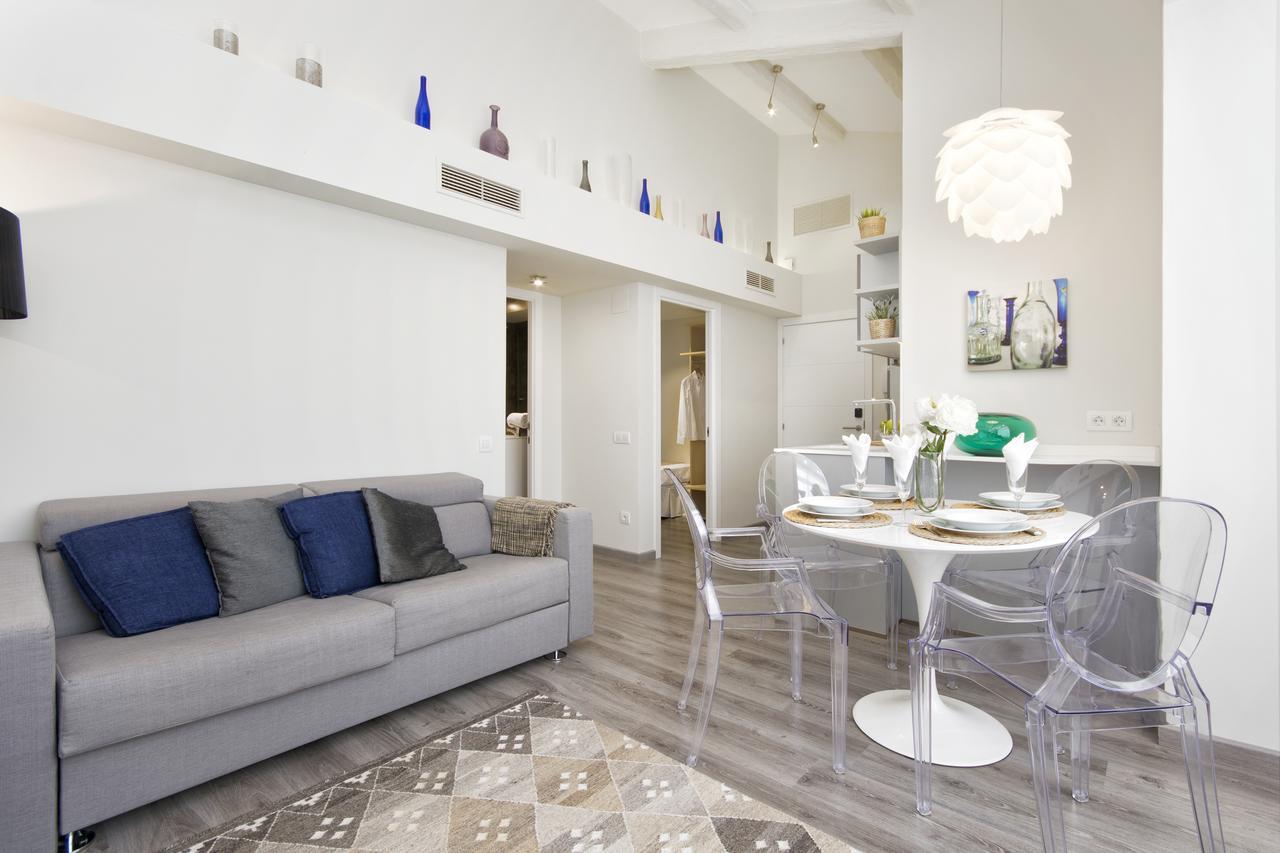 Eixample Building Apartments By Mercedes Heritage 巴塞罗那 外观 照片
